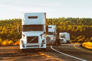 How Distracted Driving Impacts Truckers & the Trucking Industry